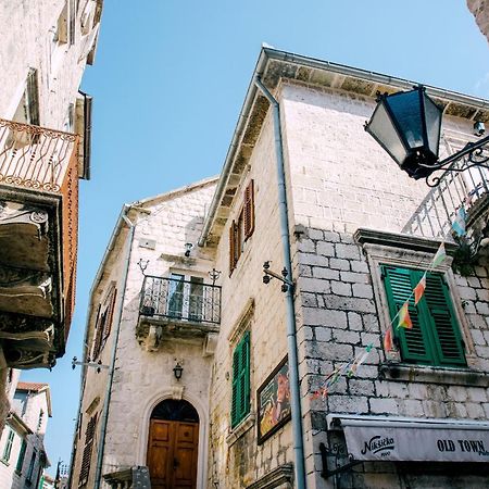 D & Sons Apartments Kotor Ngoại thất bức ảnh