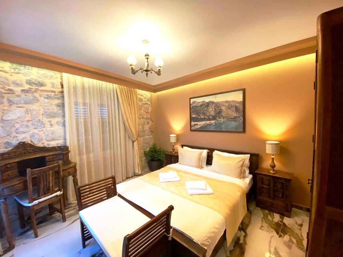 D & Sons Apartments Kotor Ngoại thất bức ảnh