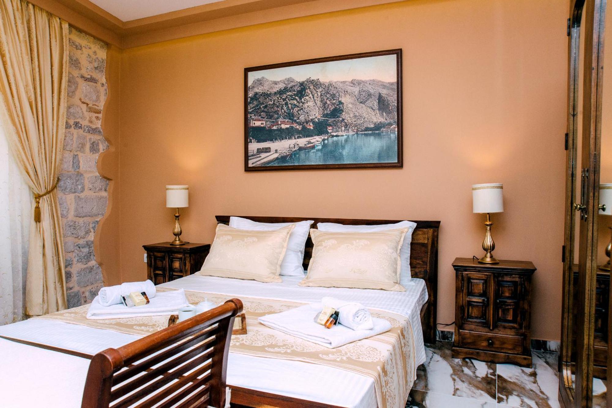 D & Sons Apartments Kotor Phòng bức ảnh