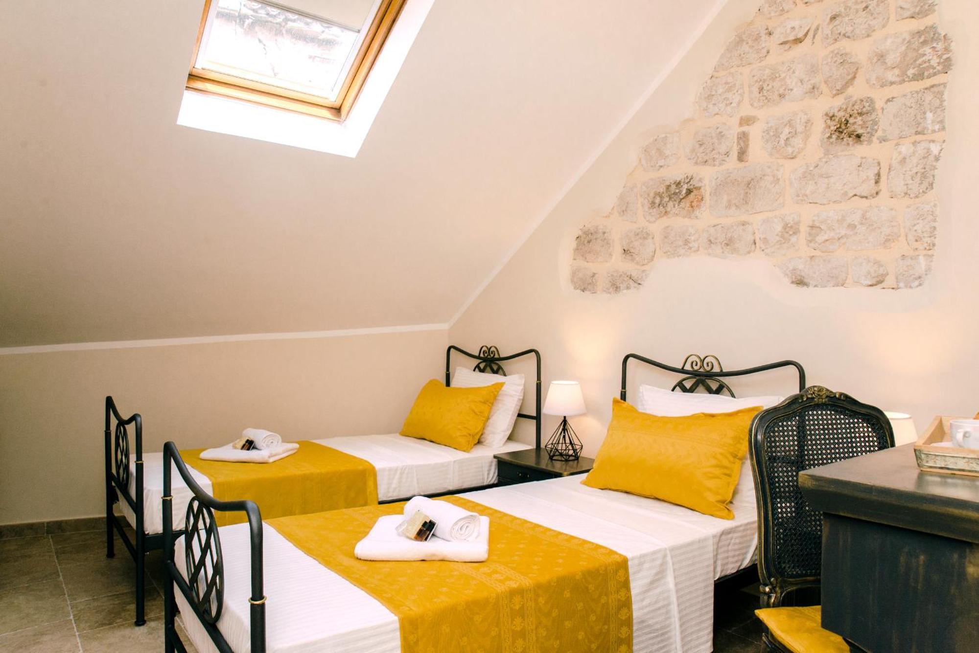 D & Sons Apartments Kotor Phòng bức ảnh