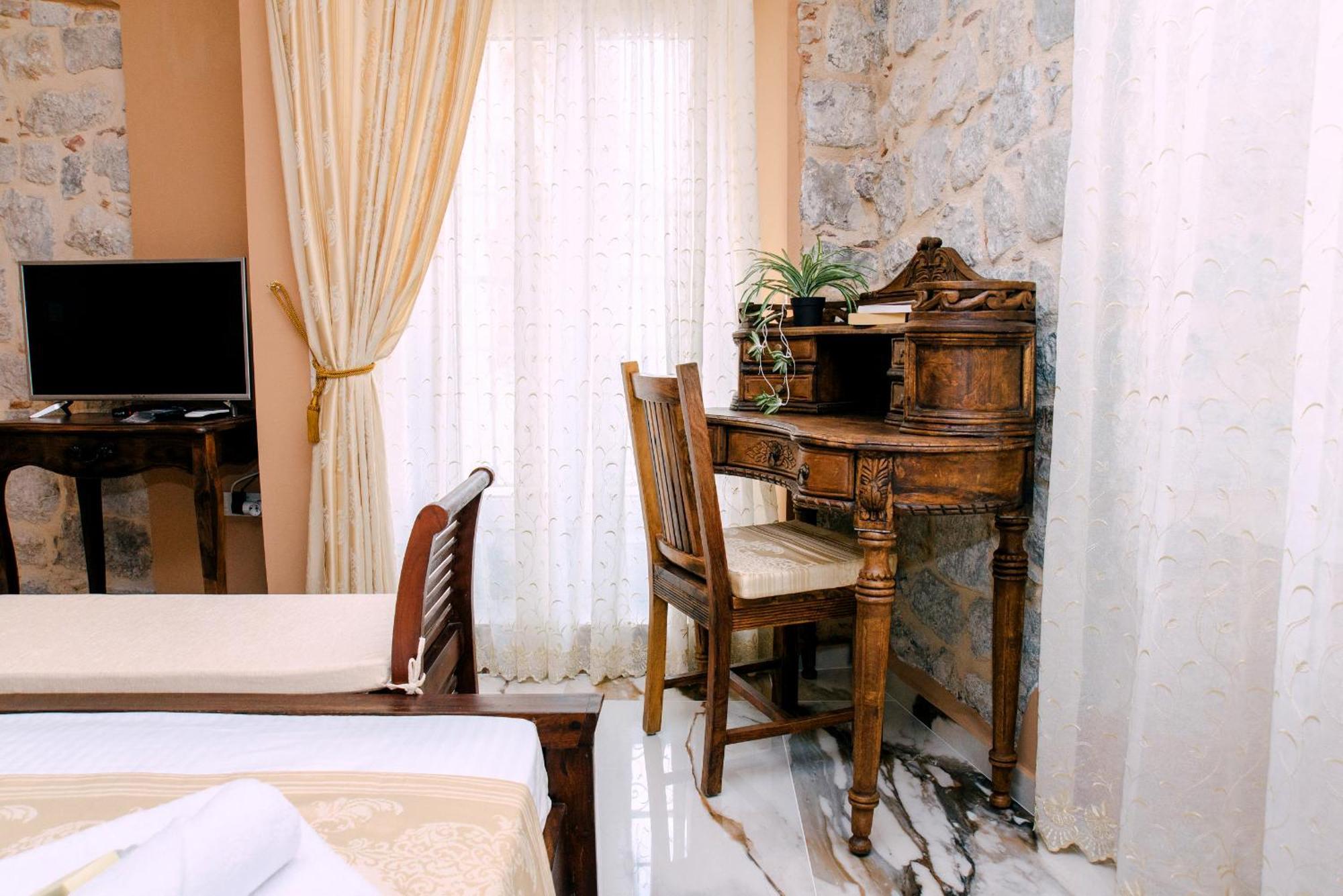 D & Sons Apartments Kotor Phòng bức ảnh
