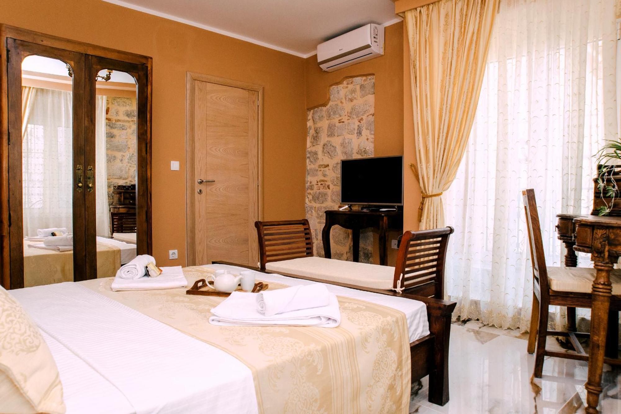 D & Sons Apartments Kotor Phòng bức ảnh