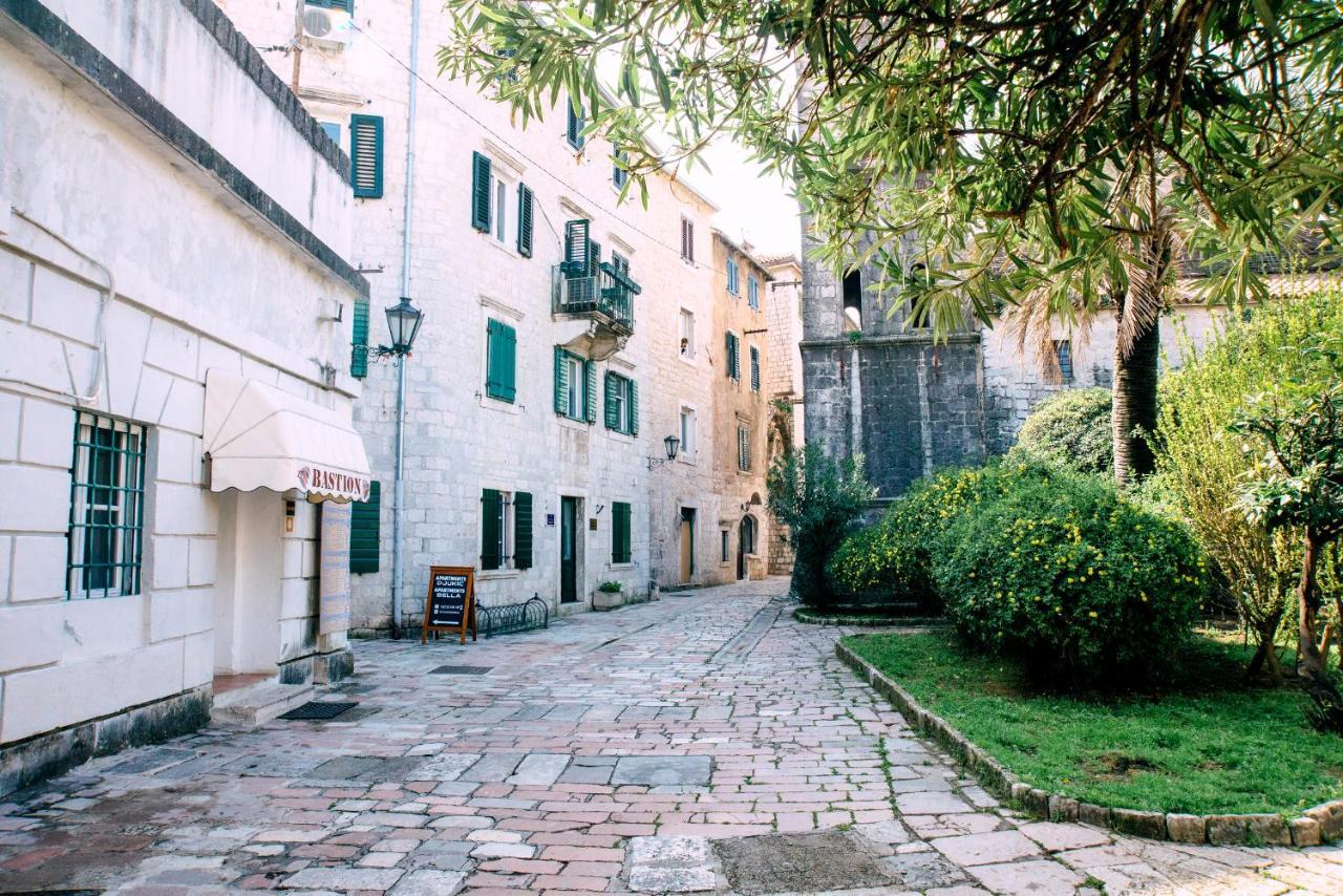 D & Sons Apartments Kotor Ngoại thất bức ảnh