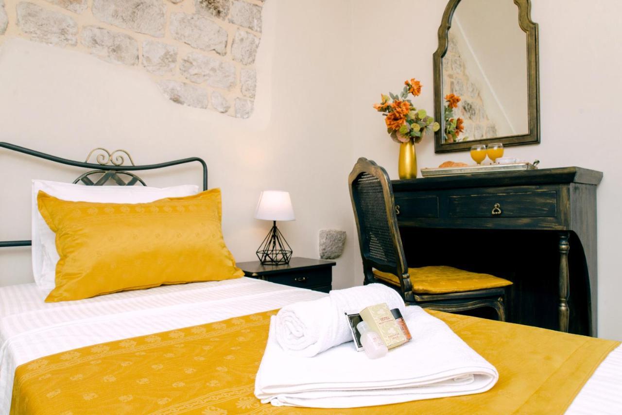D & Sons Apartments Kotor Ngoại thất bức ảnh
