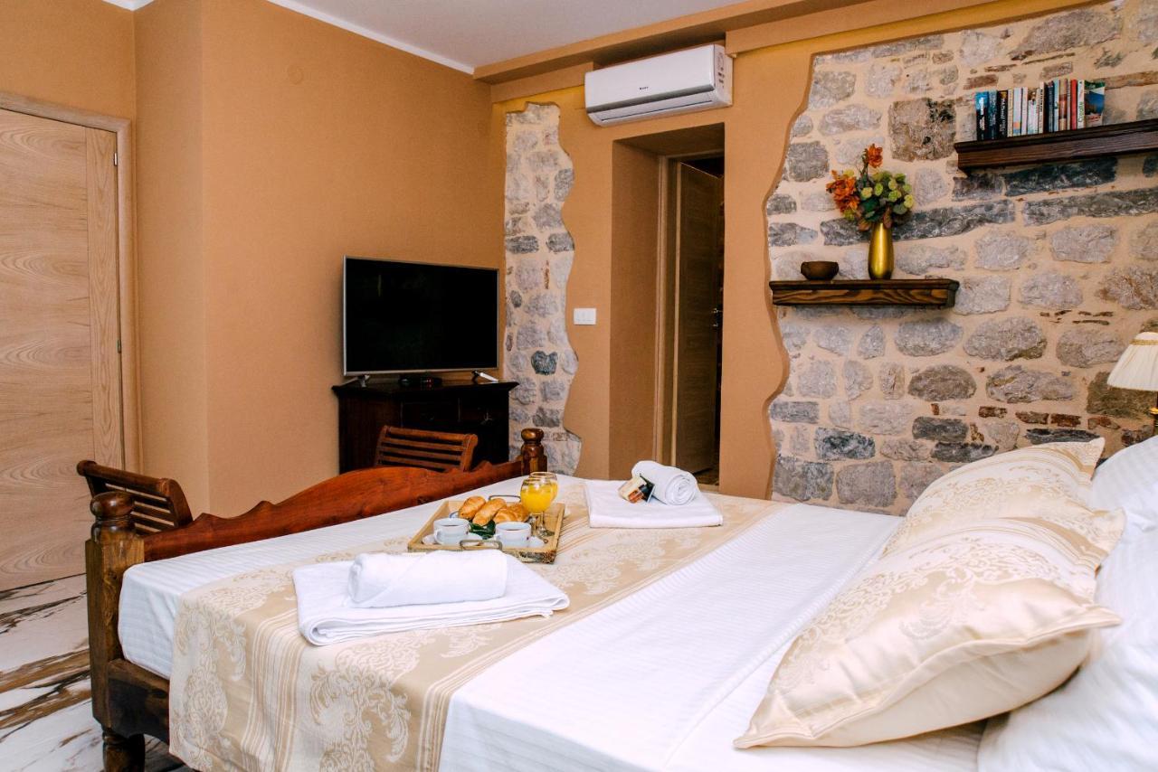 D & Sons Apartments Kotor Ngoại thất bức ảnh