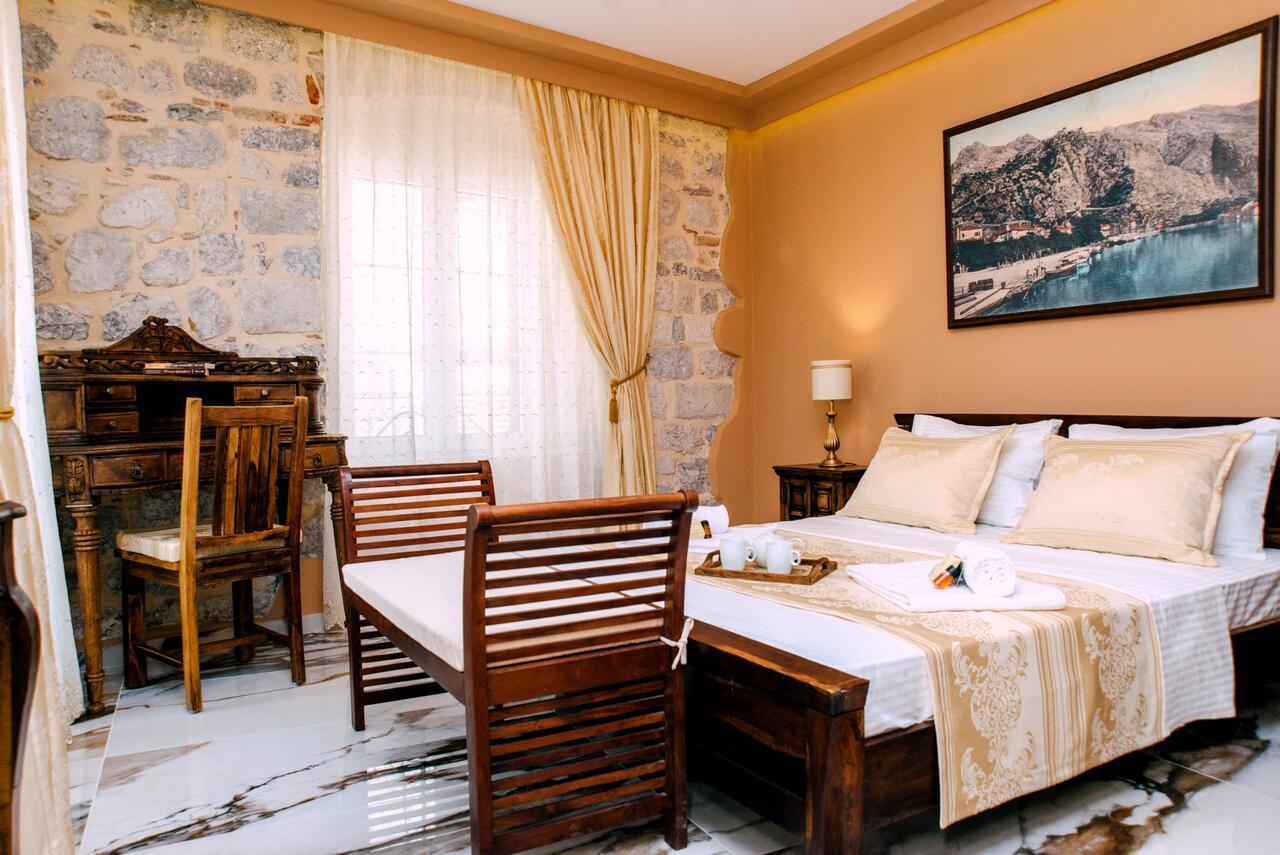 D & Sons Apartments Kotor Ngoại thất bức ảnh