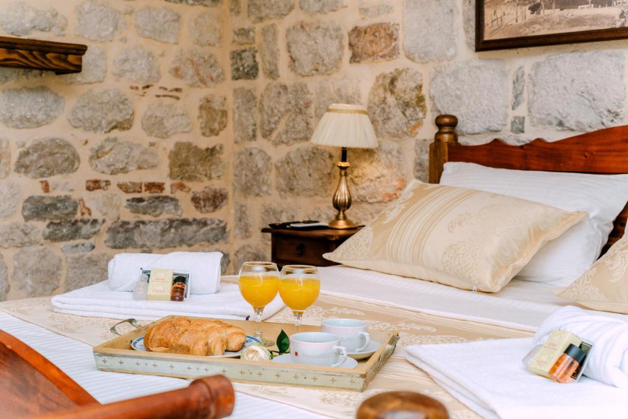 D & Sons Apartments Kotor Ngoại thất bức ảnh
